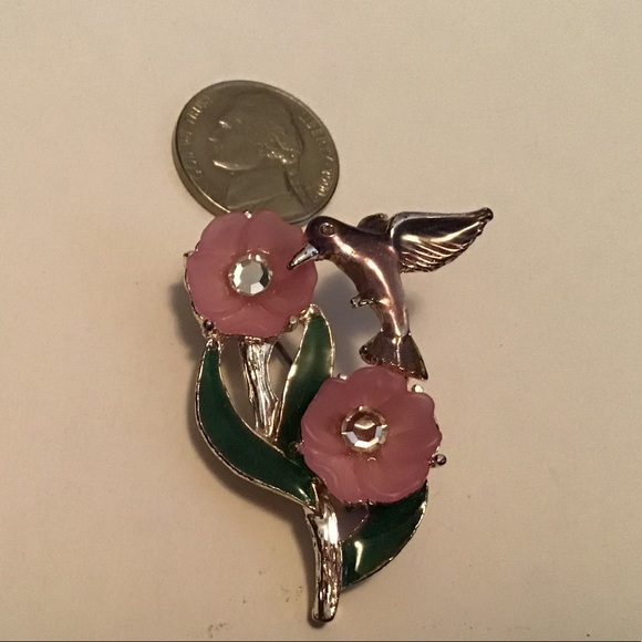 Jewelry - Hummingbird pin